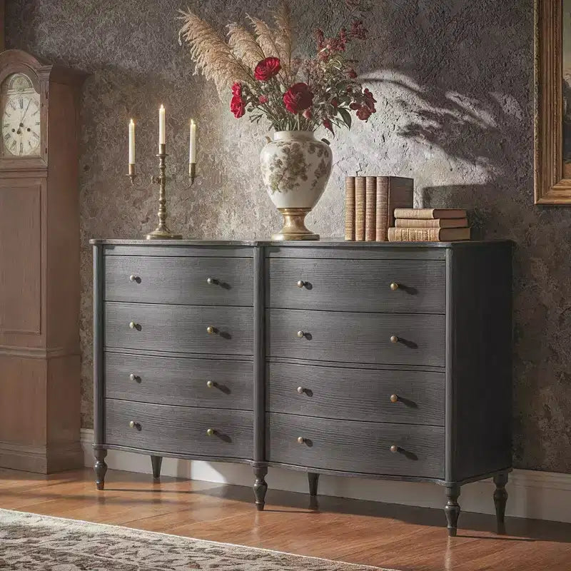 Commode vintage galbée en chêne noir/clair avec 8 tiroirs, Rangement de chambre à coucher avec poignées en bronze