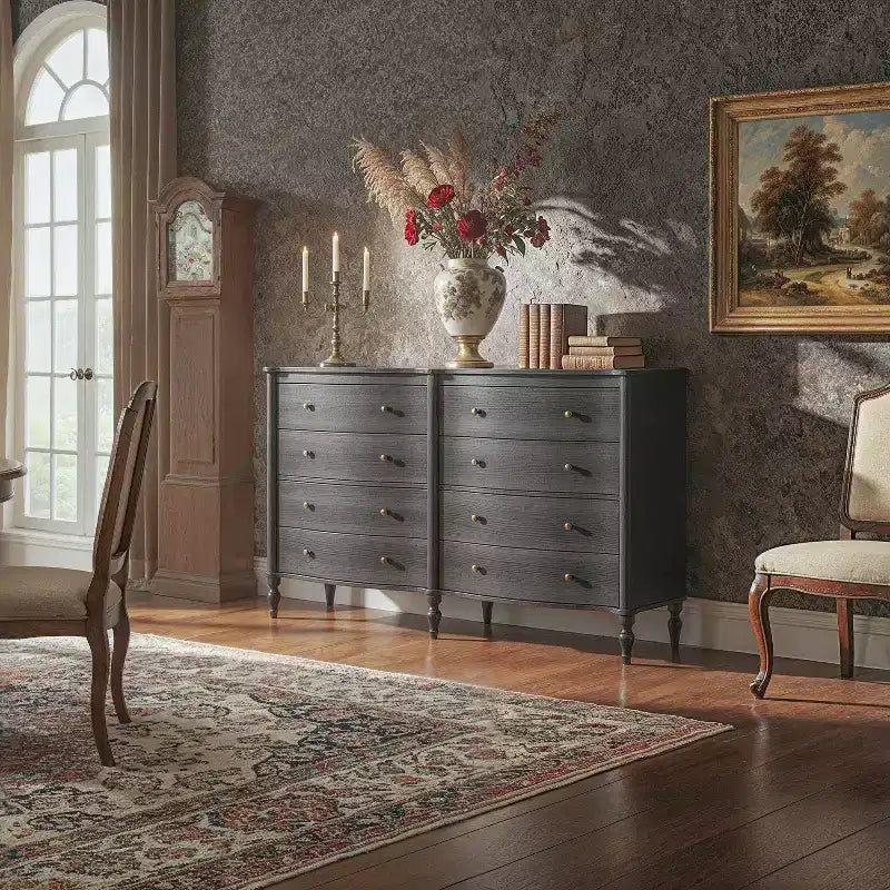 Commode vintage galbée en chêne noir/clair avec 8 tiroirs, Rangement de chambre à coucher avec poignées en bronze
