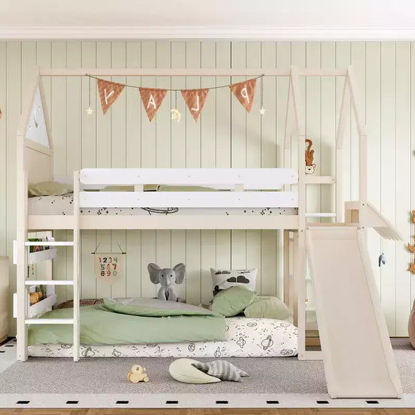 Lit mezzanine cabane avec étagère et toboggan, cadre en bois massif avec barrières de sécurité pour enfants