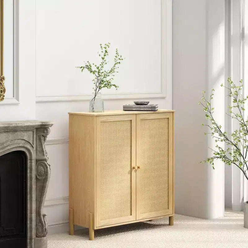 Meuble de rangement Mid-Century avec portes en rotin, étagères réglables et base en bois massif